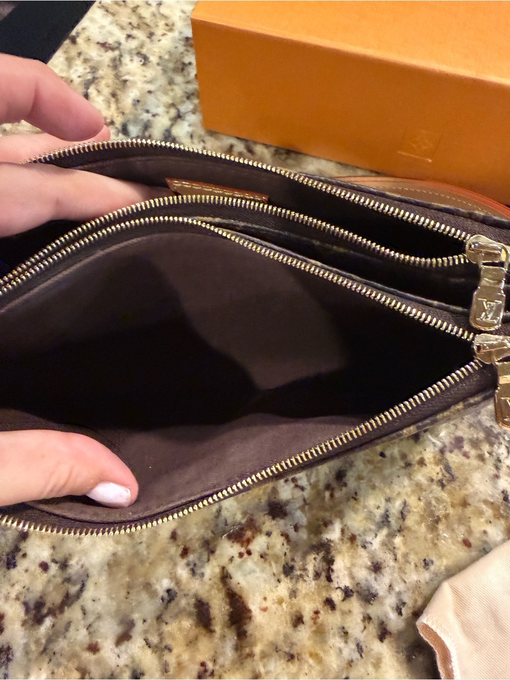 Louis Vuitton Monogram Liv Pochette - Picture 11 of 14